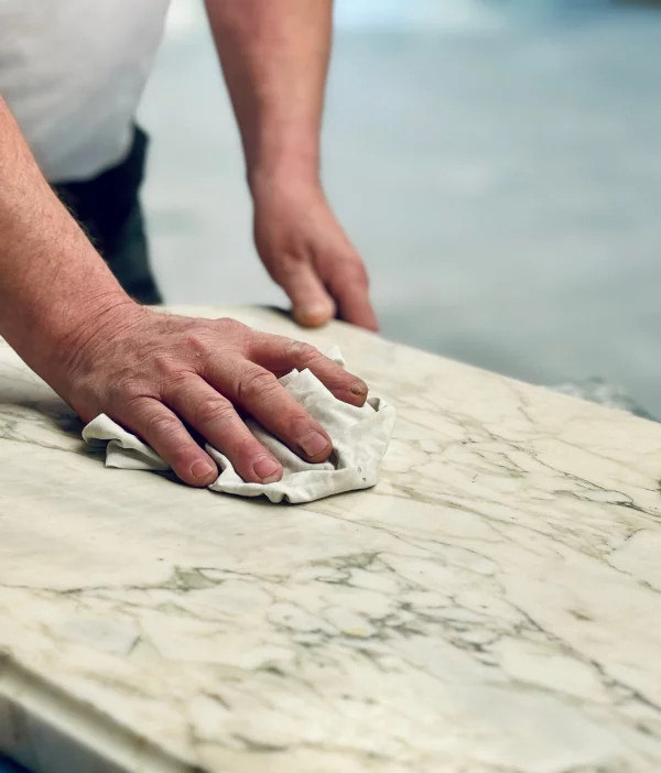 Marbrier funéraire, marbrier ornemental